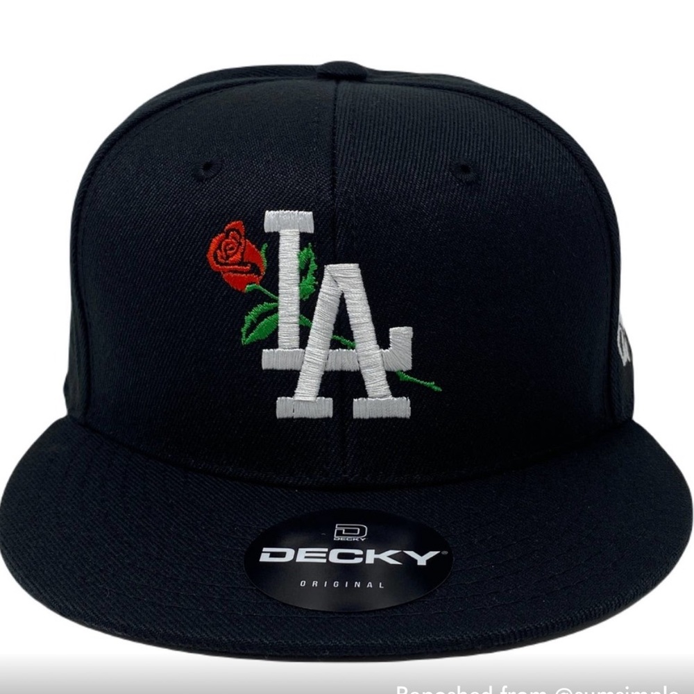 LA hat - Picture 3 of 3